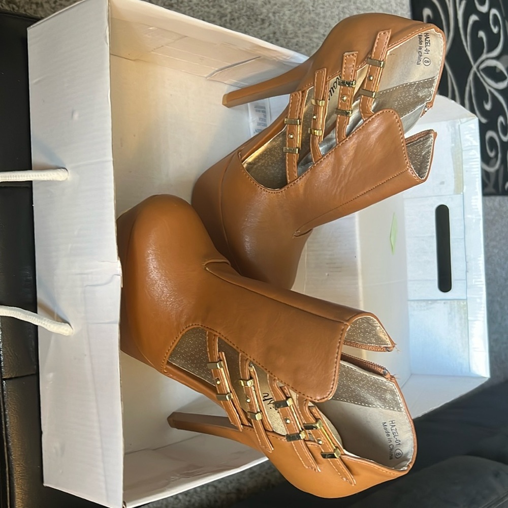 Tan heels with buckles